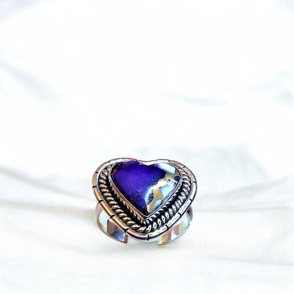 Sterling Silver Heart-Shaped Purple Mojave Turquoise Ring (Size 8) - Picture 14 of 14